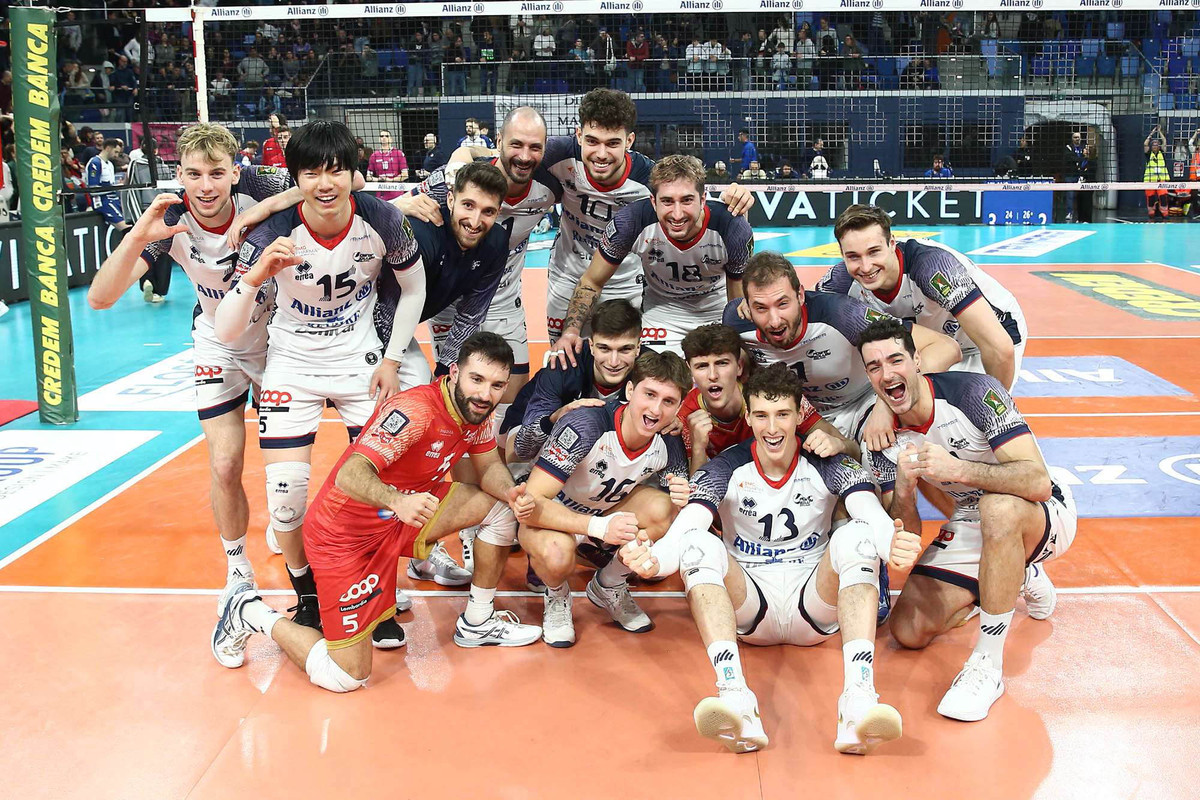 Superlega: Romanò - Reggers che sfida. Milano vince in rimonta al 5°