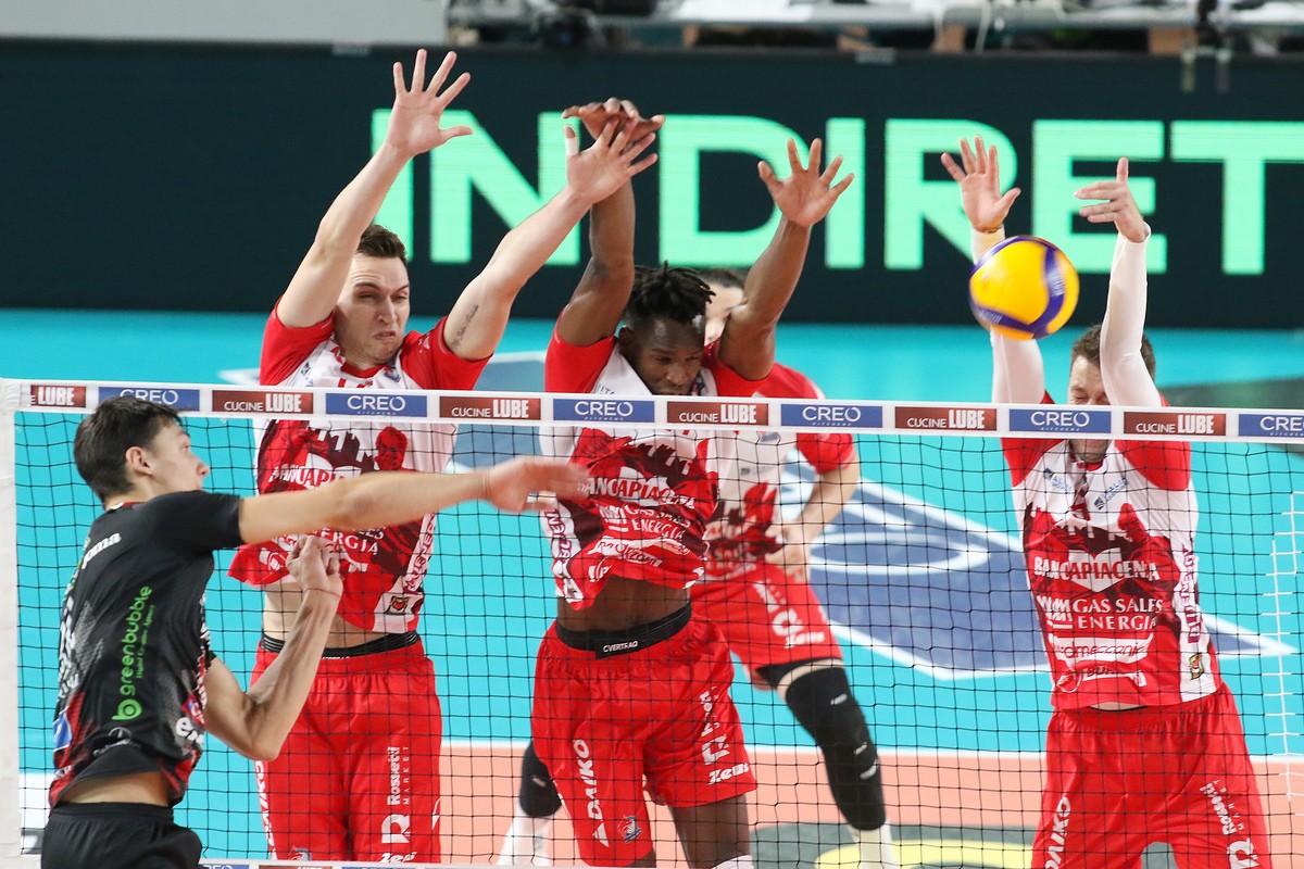 Superlega Credem Banca: Tutto di domenica. Big match a Verona e Piacenza