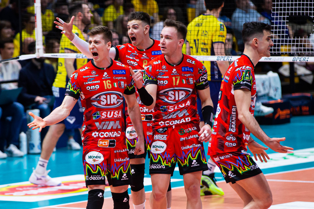 Play off: Perugia sbanca il palaPanini e vede la semifinale