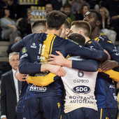 Superlega: Verona, vittoria sofferta al tie-break.  Grottazzolina un punto d'oro