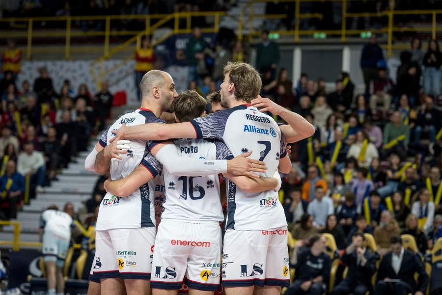 Superlega: Milano sbanca una brutta Verona. La squadra di Piazza ci mette più carattere