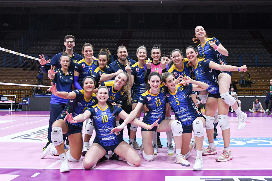 A2 F.: Cremona vince 3-1 l'anticipo con Olbia. Turla' MVP