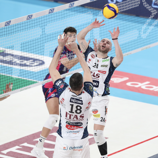 #Cheplayoff: La corazzata Trento non fa... Acquarone. 3-0 a Modena