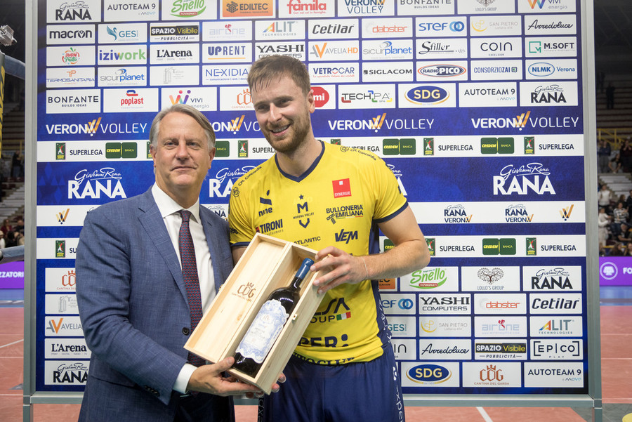 Buchegger MVP a Verona