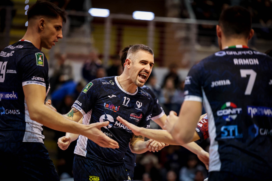 Superlega: Cisterna chiude l'andata in bellezza. 3-1 al Monza