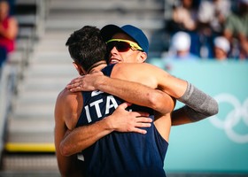 Olimpiadi: Nel beach volley doppia sfida Italia-USA negli ottavi di finale