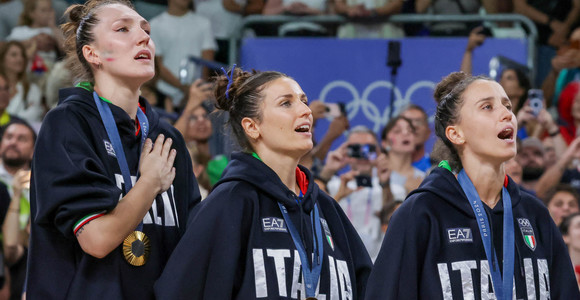 Carlotta Cambi tra Marina Lubin e la compagna di club Ilaria Spirito