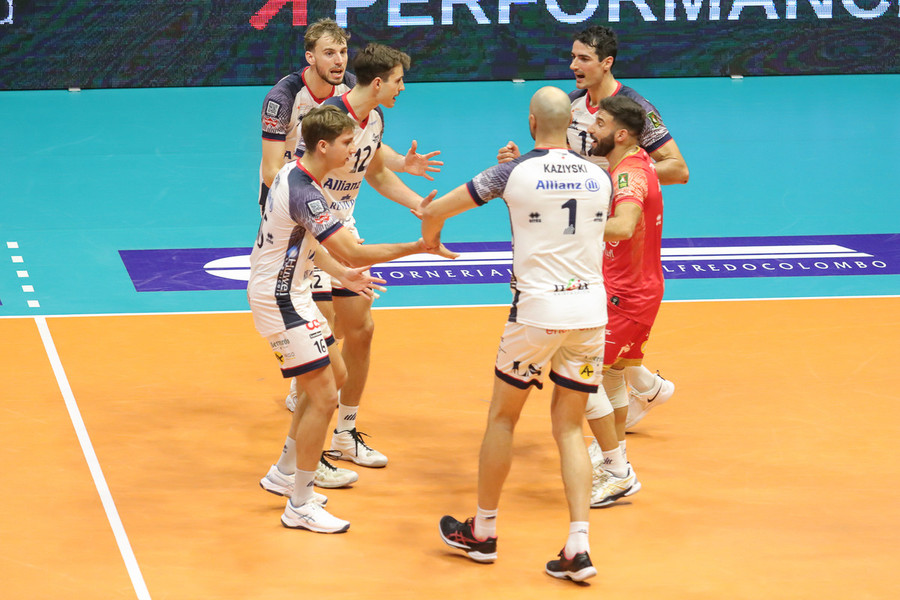 Superlega: Milano, il derby è tuo, 3-0. Monza da battaglia, ma non basta