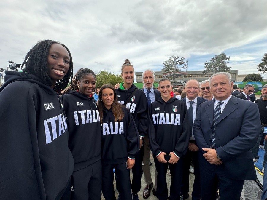 Fipav: Le campionesse olimpiche azzurre all'inaugurazione dell'anno scolastico