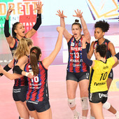 A1 Tigotà: Bergamo fa suo il derby. 3-0 alla UYBA