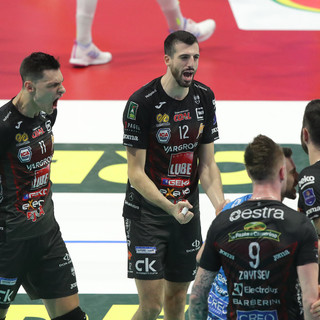 Del Monte Supercoppa: Civitanova si fa bella. 3-0 ad una Piacenza incerottata