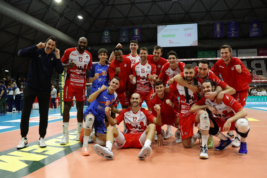 Superlega Credem Banca: Piacenza sorride. 3-1 a Taranto, ed è sola in vetta