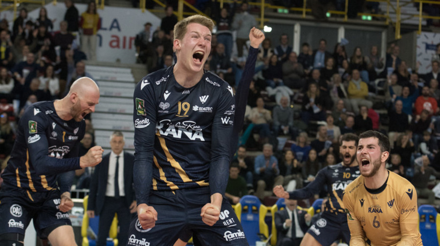 Superlega: Buon Natale Verona! 3-0 al Cisterna. Ovazione per Keita