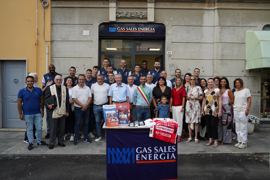 Piacenza: Brizard e compagni inaugurano lo sportello Gas Sales Energia a Carpaneto