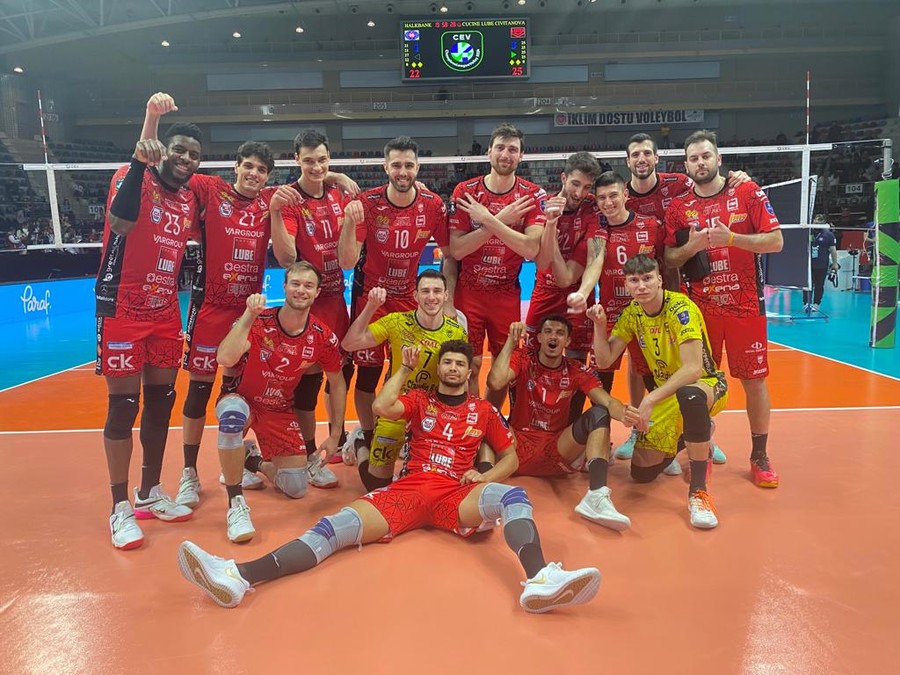 Champions League: La Lube &quot;sbanka&quot; l'Halkbank Ankara... 3-1 per i biancorossi di Blengini