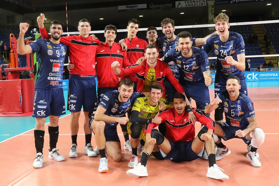 Challenge Cup: Civitanova fa turnover e vola ai Quarti. 3-1 al Topola