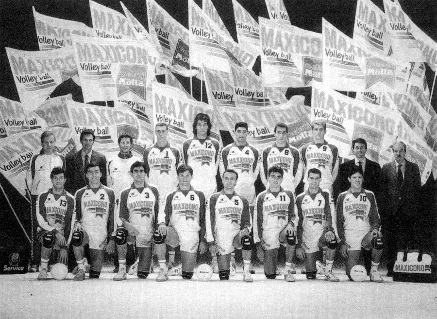 La Maxicono Parma della stagione 1989/00, la stagione del Grande Slam con la vittoria di cinque trofei