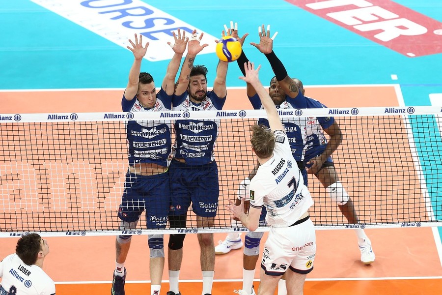 Superlega: Milano sfrontata a Piacenza, vuole pure la Champions