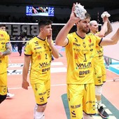 Superlega: Lezione di Verona. 3-0 a Modena che si blinda negli spogliatoi