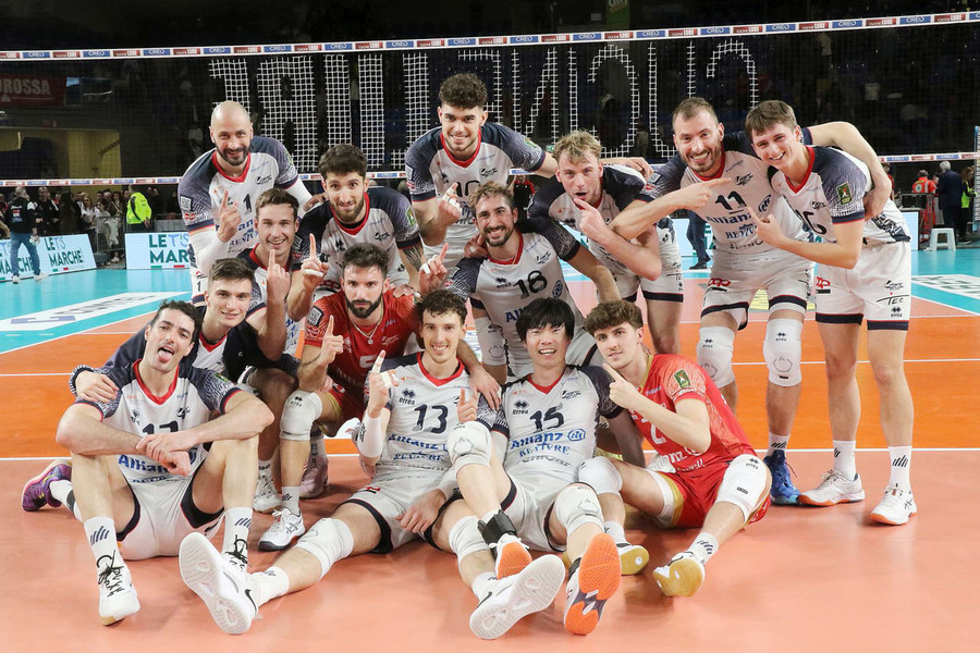 Superlega: La solita bella Milano da play off... 3-2 a Civitanova. Otsuka MVP