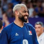 PaGelle PaRigi2024 / 2: Hulk Carambula, l'oro di Ngapeth, i gridolini nel beach volley in Tv. Velasco is back