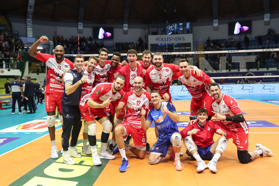 Superlega: Piacenza vince l'anticipo con Monza (3-0) e vola in vetta