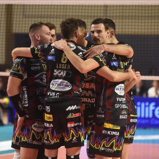 Superlega Credem Banca: Perugia vince 3-0 a Taranto ed è sola in vetta