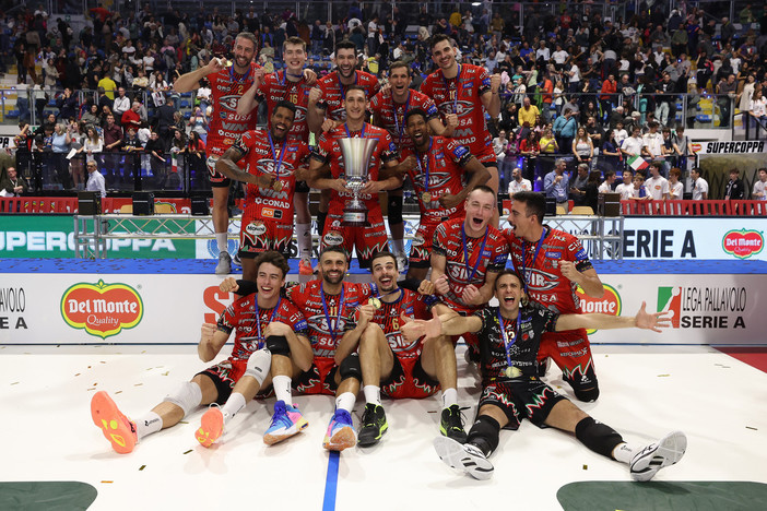 Perugia festeggia la Supercoppa 2023/2