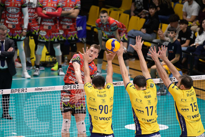 Superlega: Una Perugia incerottata basta per lo 0-3 su Modena al PalaPanini