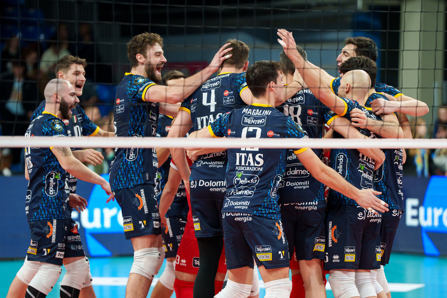 Champions League: Trento si riscatta. 3-0 a Resovia