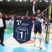 Bruno Da re ritira la maglia numero 1 di Trento di Matey Kaziyski