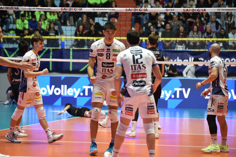 Cev Cup: Trento centra la qualificazione. Turnover e 2-3 a Cagliari