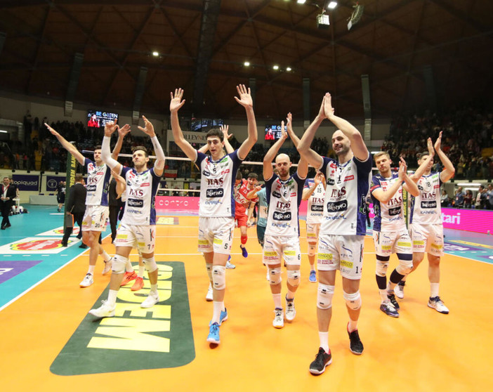 Superlega: Gara4. Trento prima semifinalista