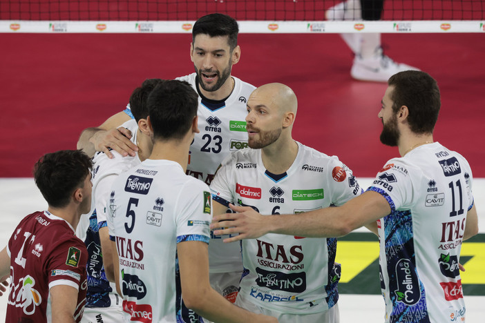 Del Monte Supercoppa: Trento vola in finale. 3-0 ad una Monza incerottata