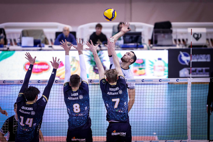 Superlega: Prima vittoria di Cisterna: 3-0 a Milano che le prova tutte prima di cedere