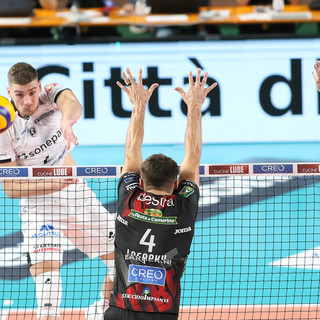 Superlega 1. giornata. Perugia 7 battute sbagliate a set, Padova e Grottazzolina attacco e rice fallosi