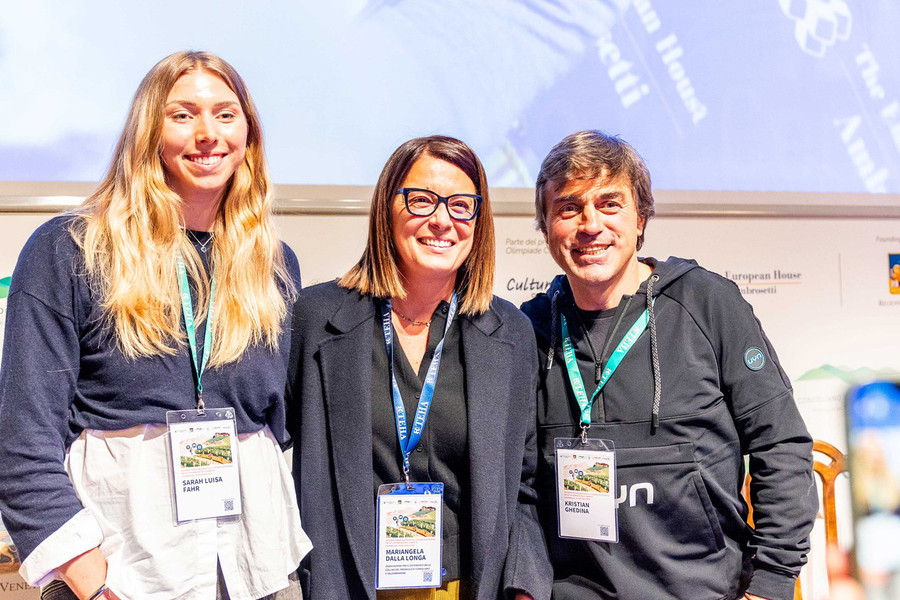 Conegliano: Sarah Fahr con Prosecco Doc a Castelbrando per il Forum Nazionale sul Turismo Sostenibile e i Patrimoni Unesco