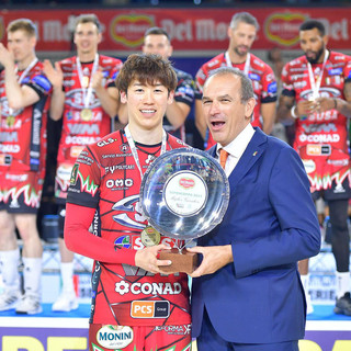 Del Monte Supercoppa: Ishikawa MVP celebra il suo esordio a Perugia, &quot;È un onore indossare questa maglia&quot;