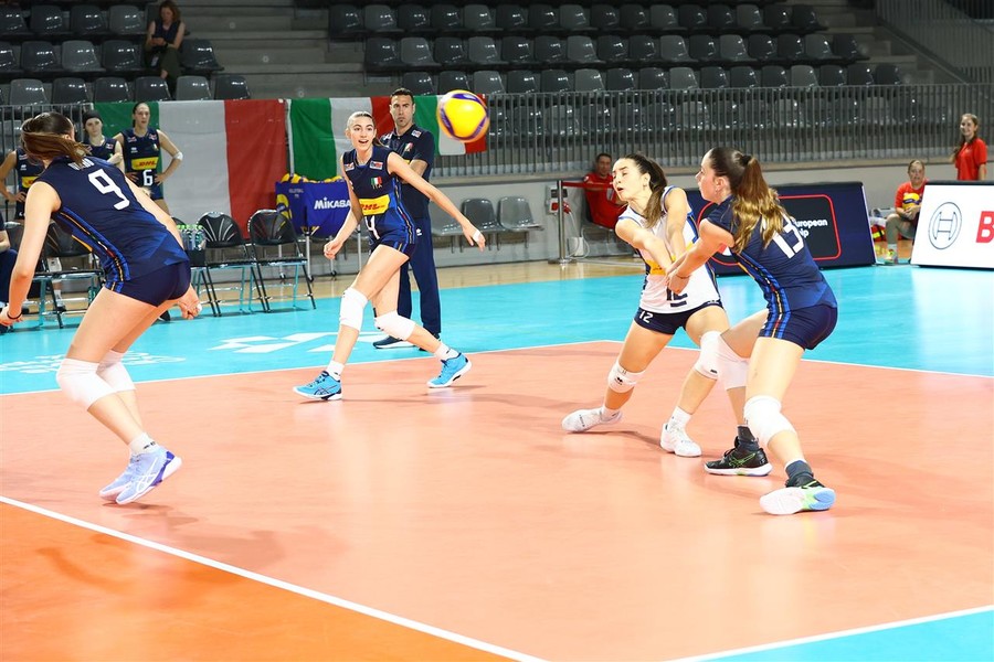 Europei U18F.: L'Italia superata 3-2 dalla Bulgaria, le azzurrine in campo per il bronzo contro la Polonia