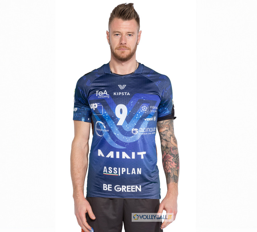 Ivan Zaytsev, nel fotomontaggio con la maglia di Monza 2023/24 e il numero 9 di Lawani